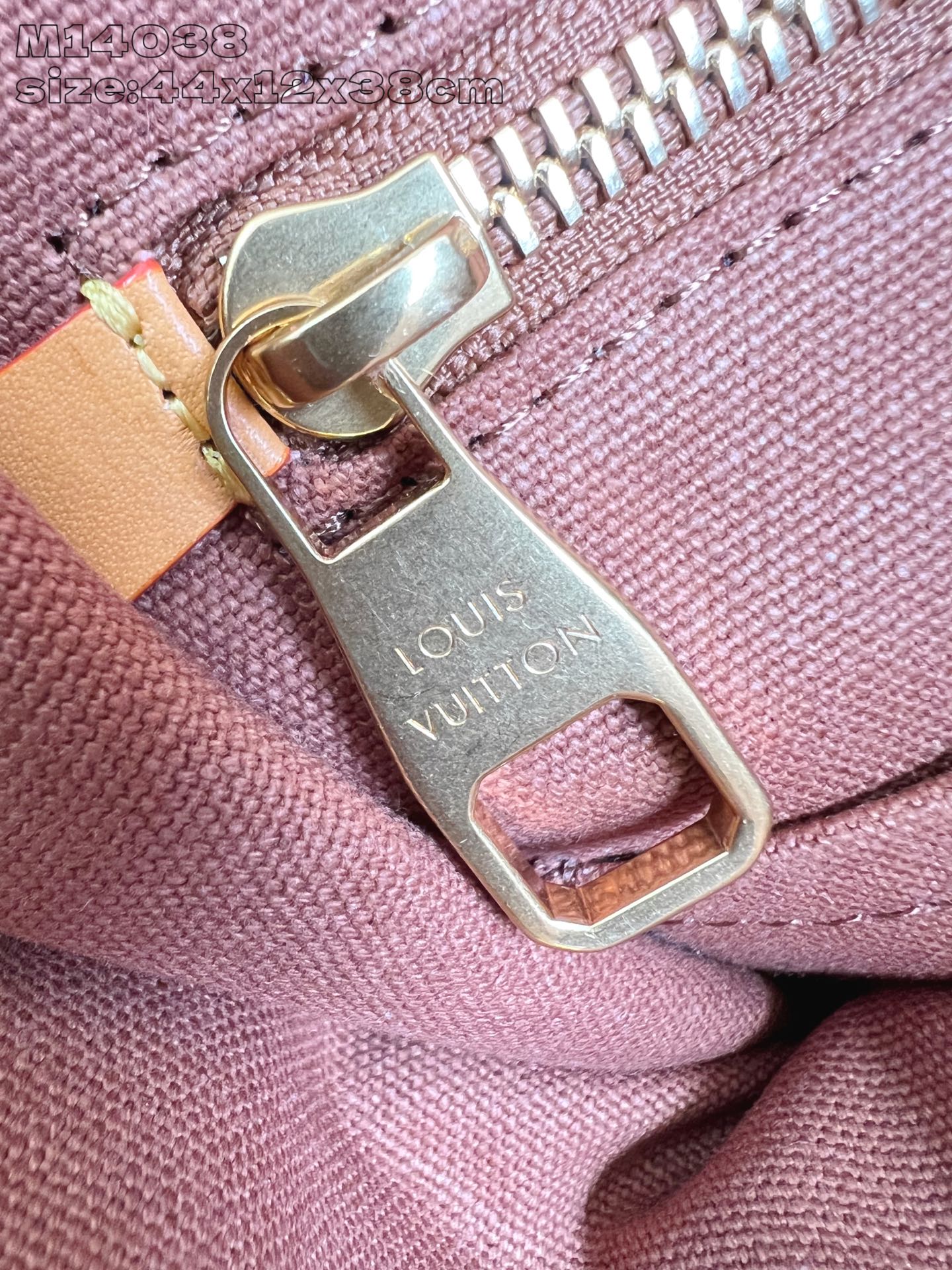 크리스토퍼 백팩 (Christopher Backpack)