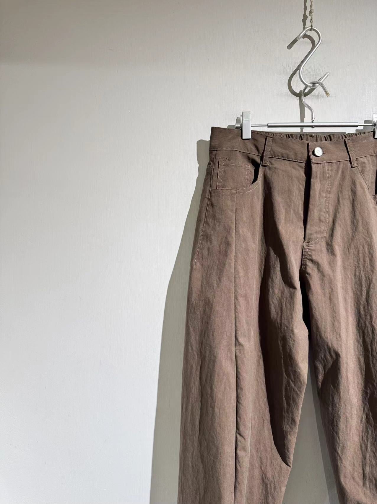 시미터 팬츠 (scimitar pants)