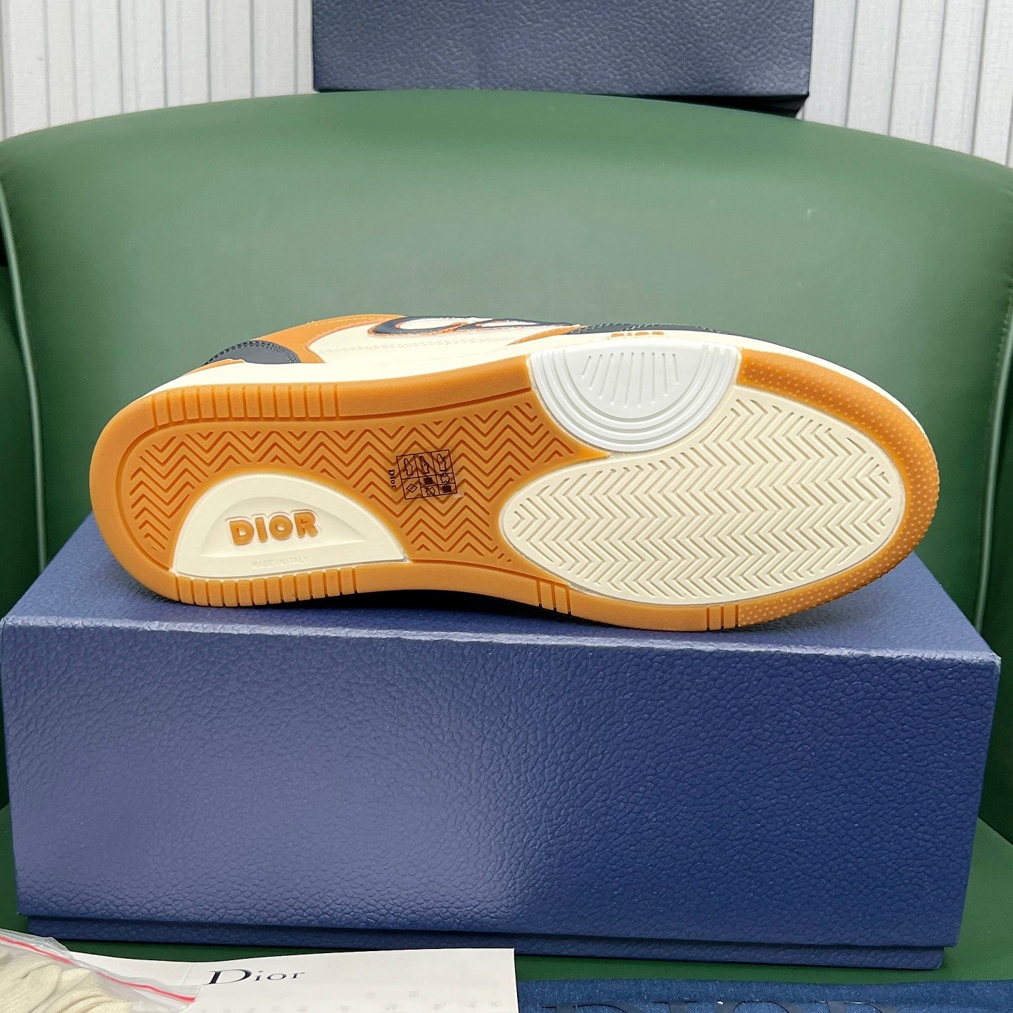 B57스니커즈 (B57 sneakers)