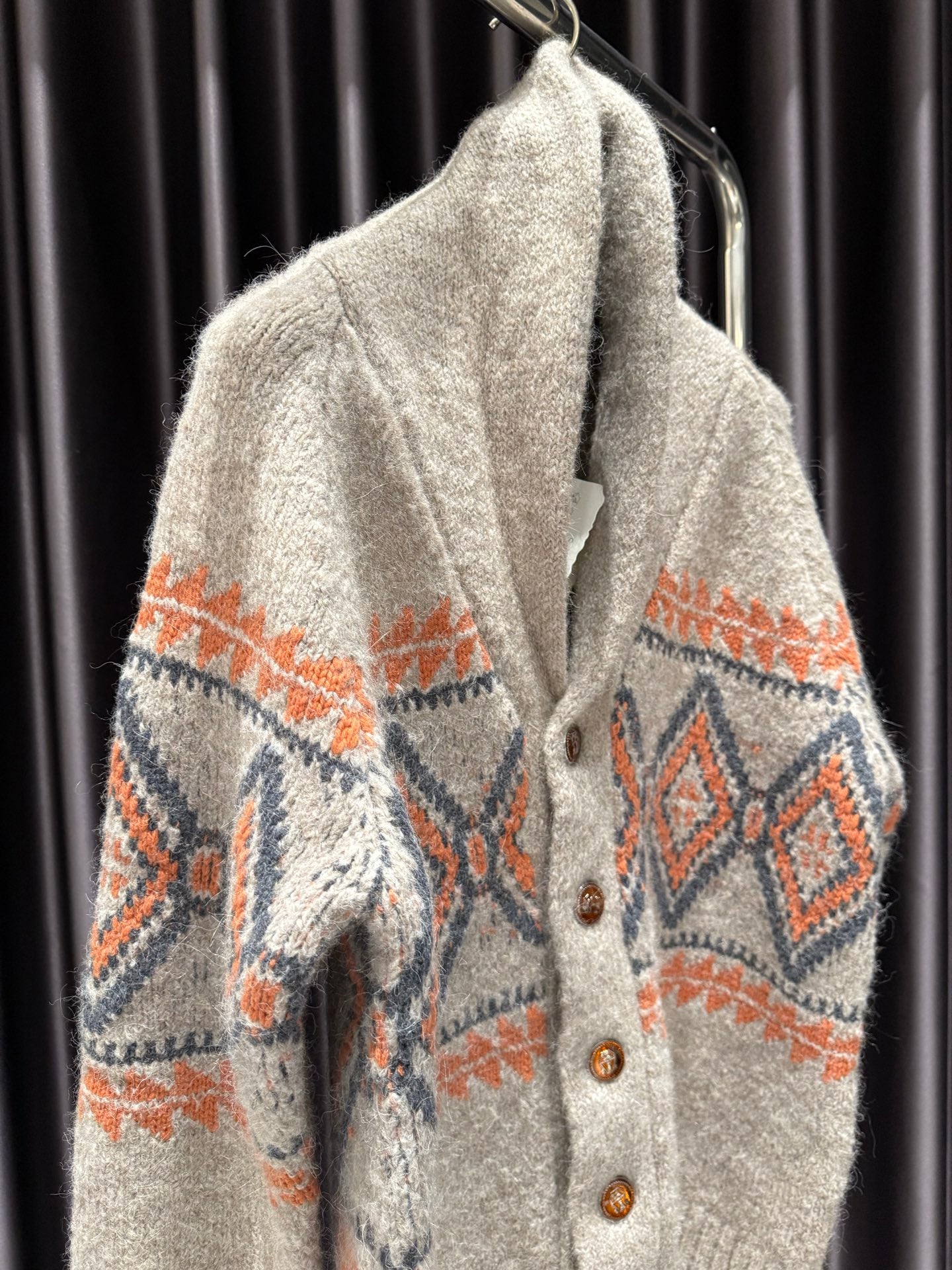알파카 울 가디건 (Alpaca wool cardigan)