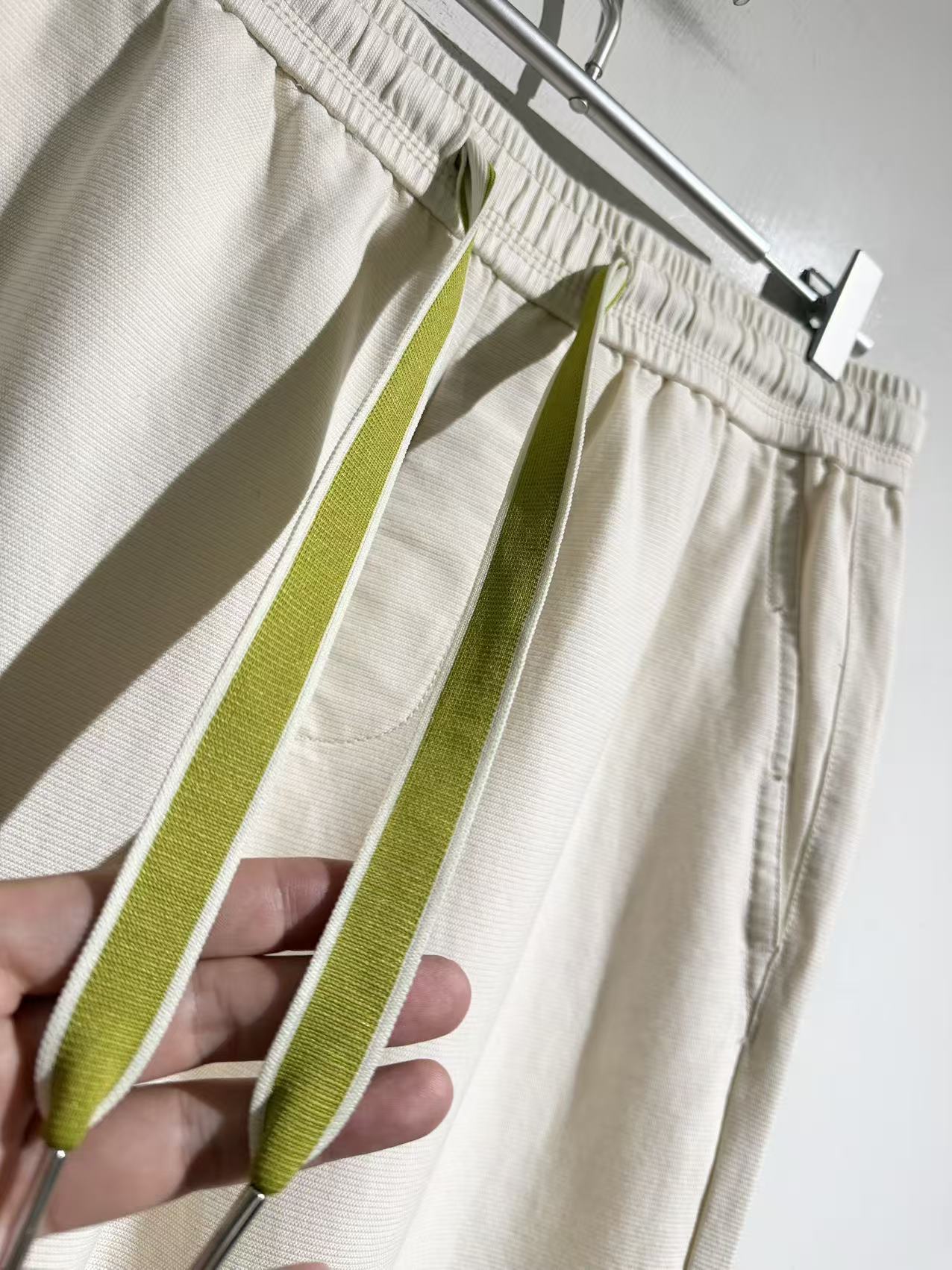 레그 트레이닝바지 (Leg training pants)