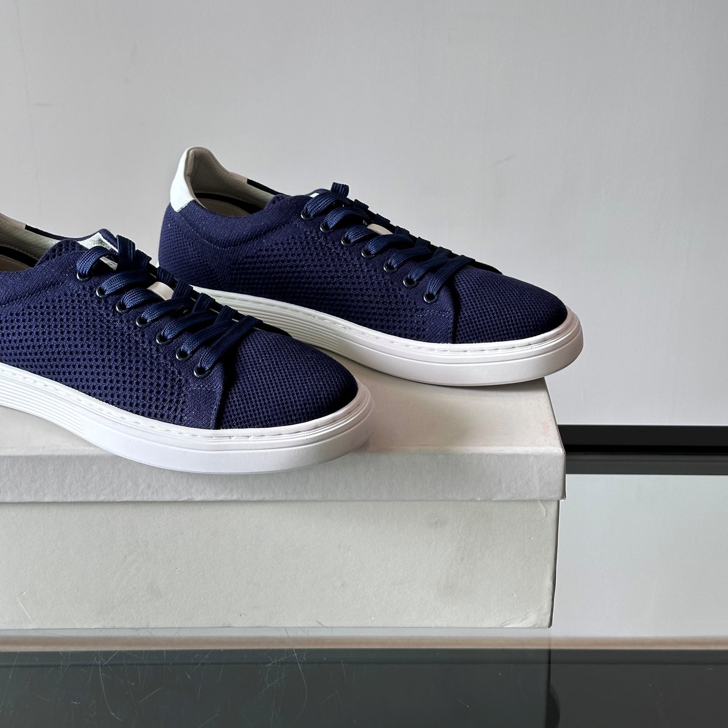 풋베드 스니커즈 (Footbed Sneakers)
