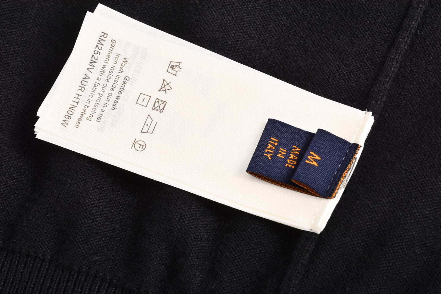 자카드 티셔츠 (jacquard t-shirt)