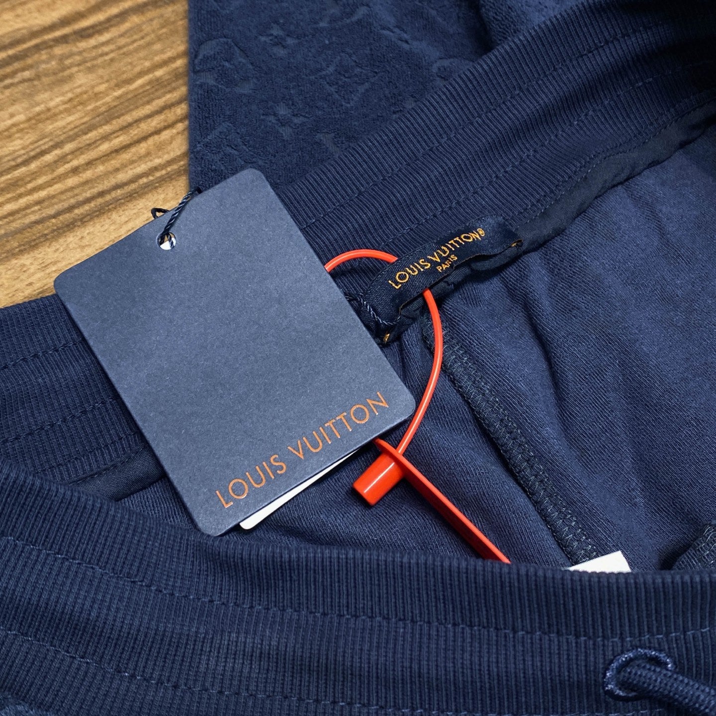 엠보싱 테리 반팔셋업 (Embossed terry short-sleeved set)