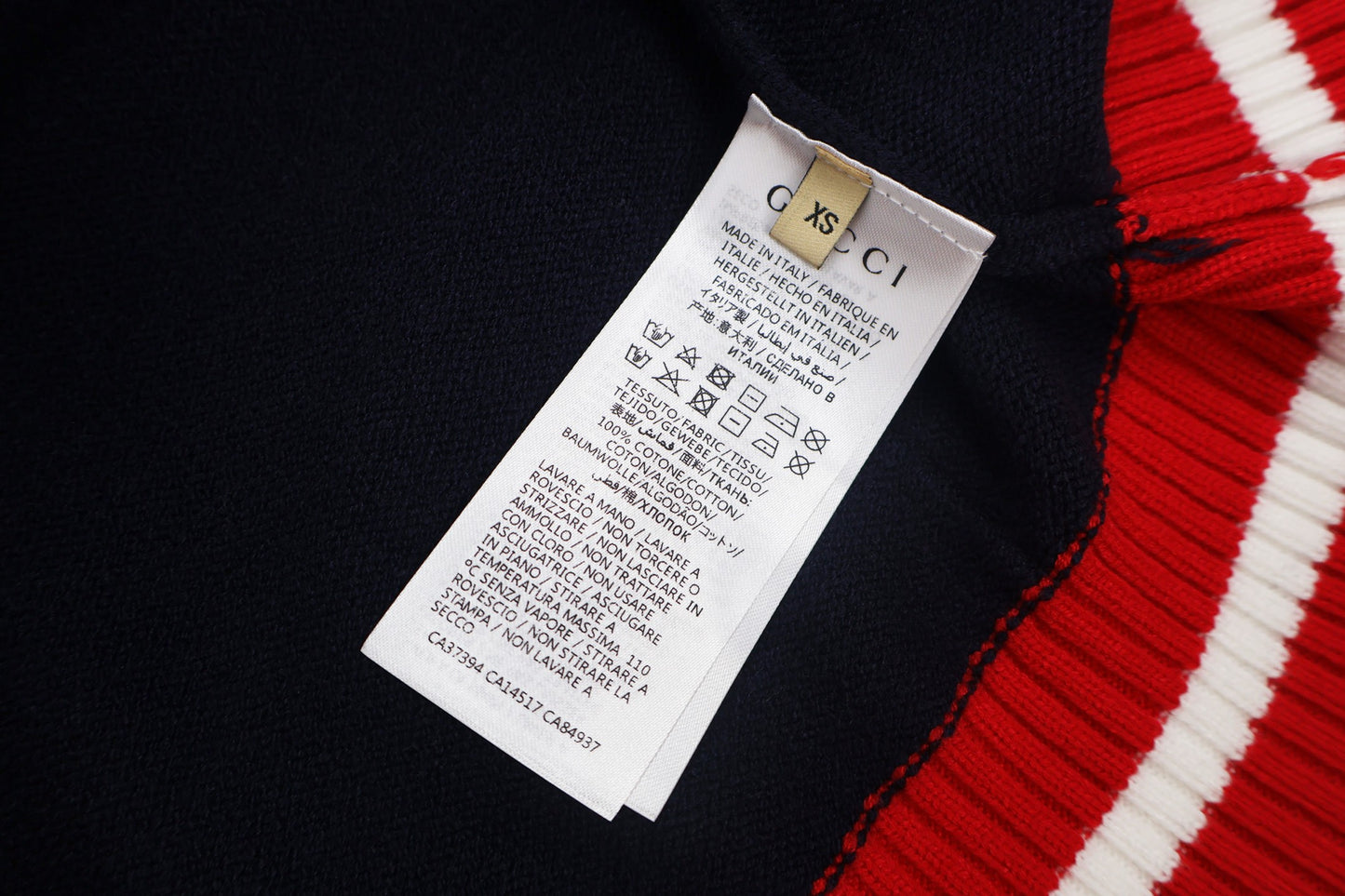 러브 유 니트티 (Love You Knit Tee)