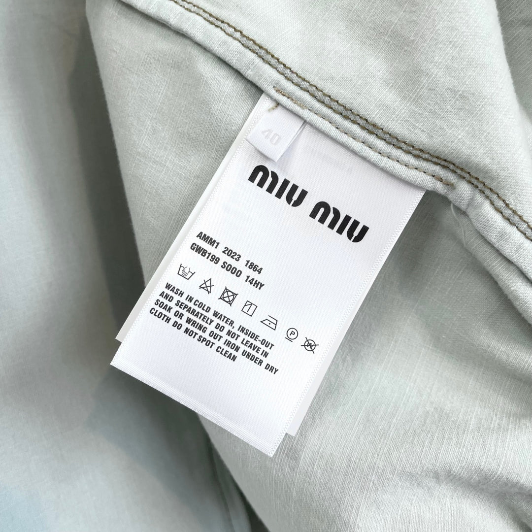 라이트 블루 데님자켓(Light blue denim jacket)