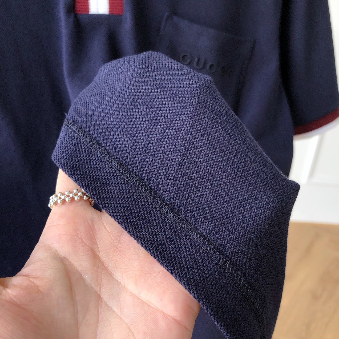 텍스처드 티셔츠 (textured t-shirt)