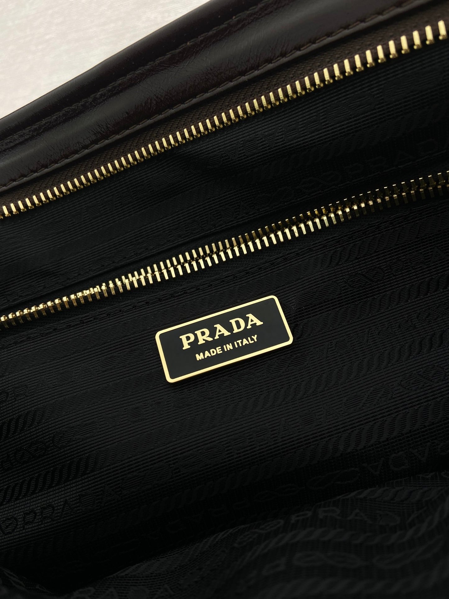보니 라지 핸드백 (Bonnie Large Handbag)
