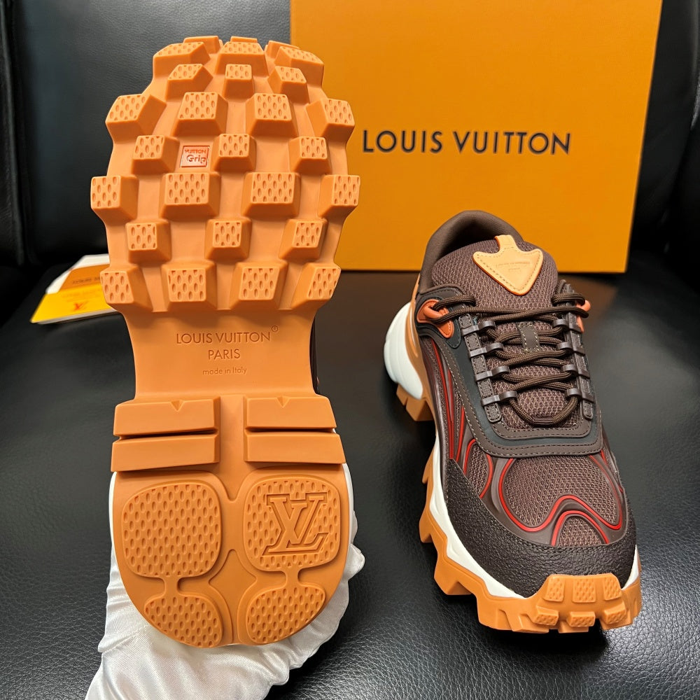 부티크 스포츠 슈즈 (Jet training shoes)