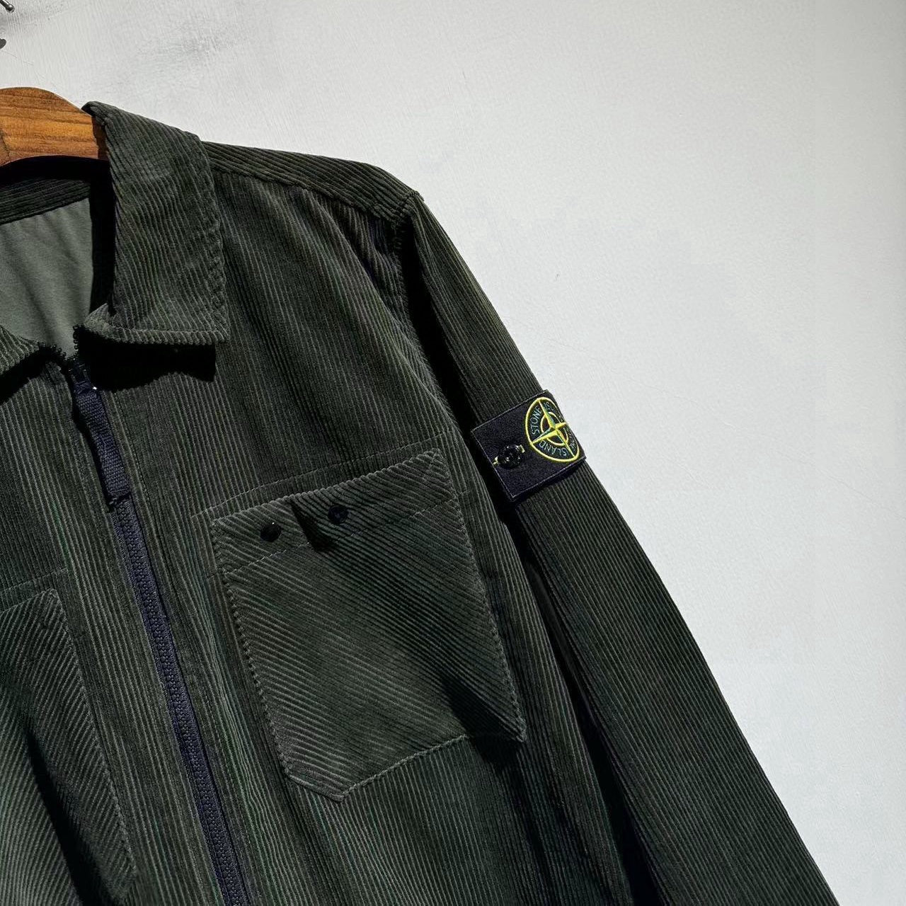 코듀로이 점퍼 (Corduroy jumper)