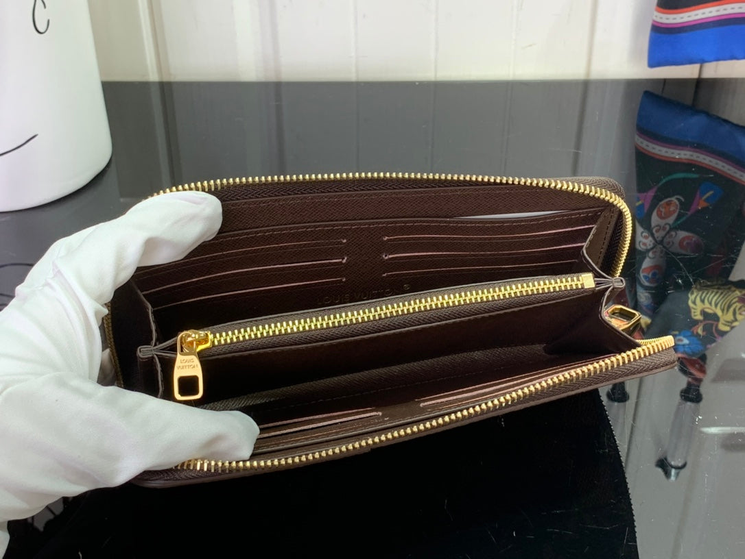 멀티플 지퍼지갑 (Multiple zipper wallet)