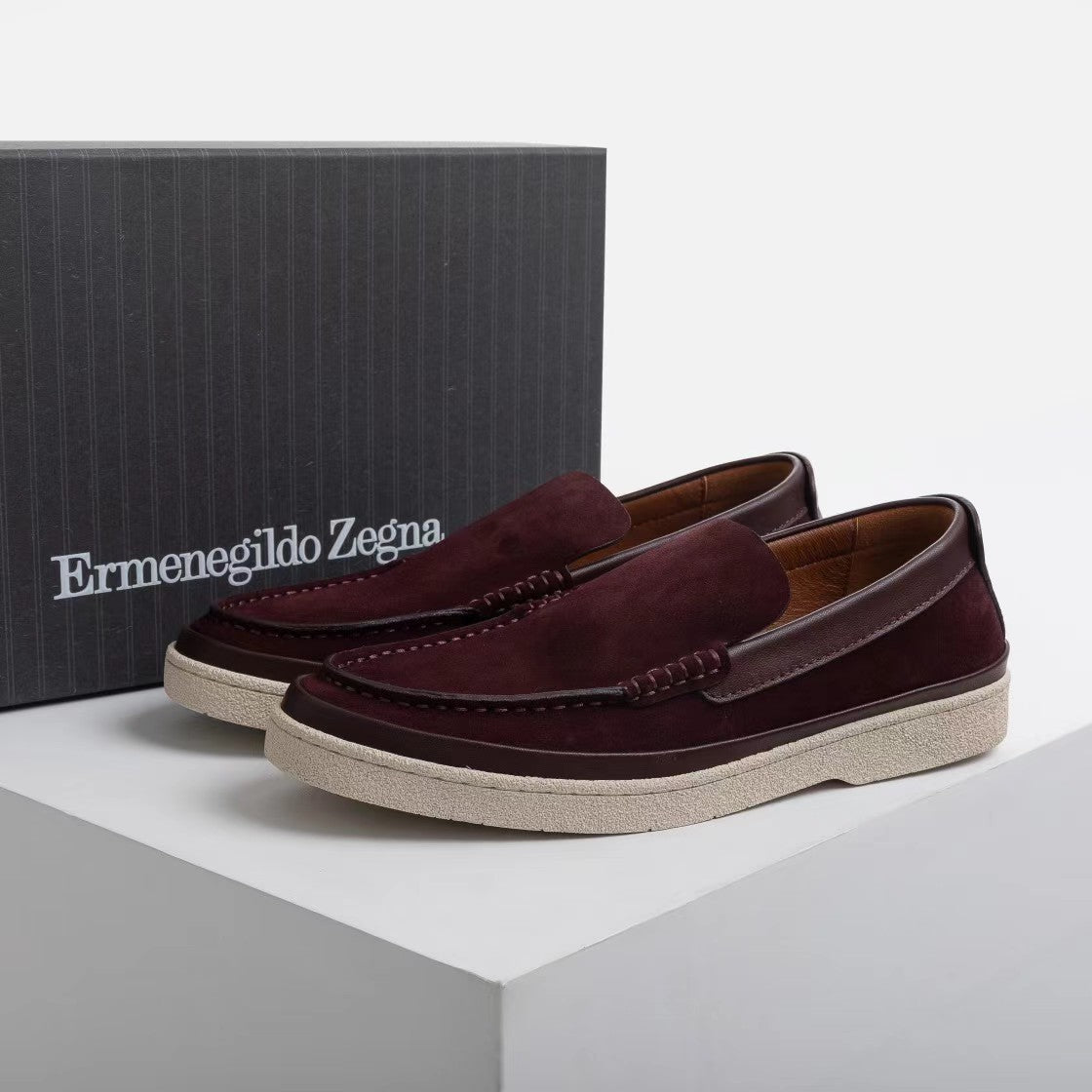엣지 로퍼 (edge loafers)