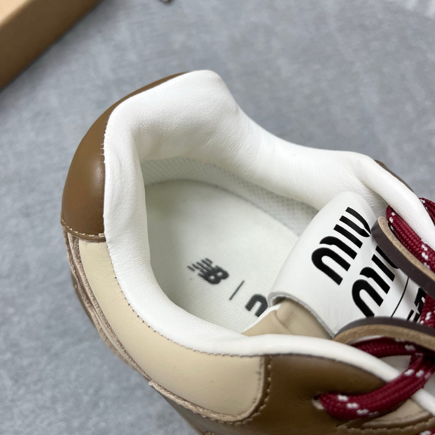 캐쥬얼 여성 슈즈 (Casual Shoes)