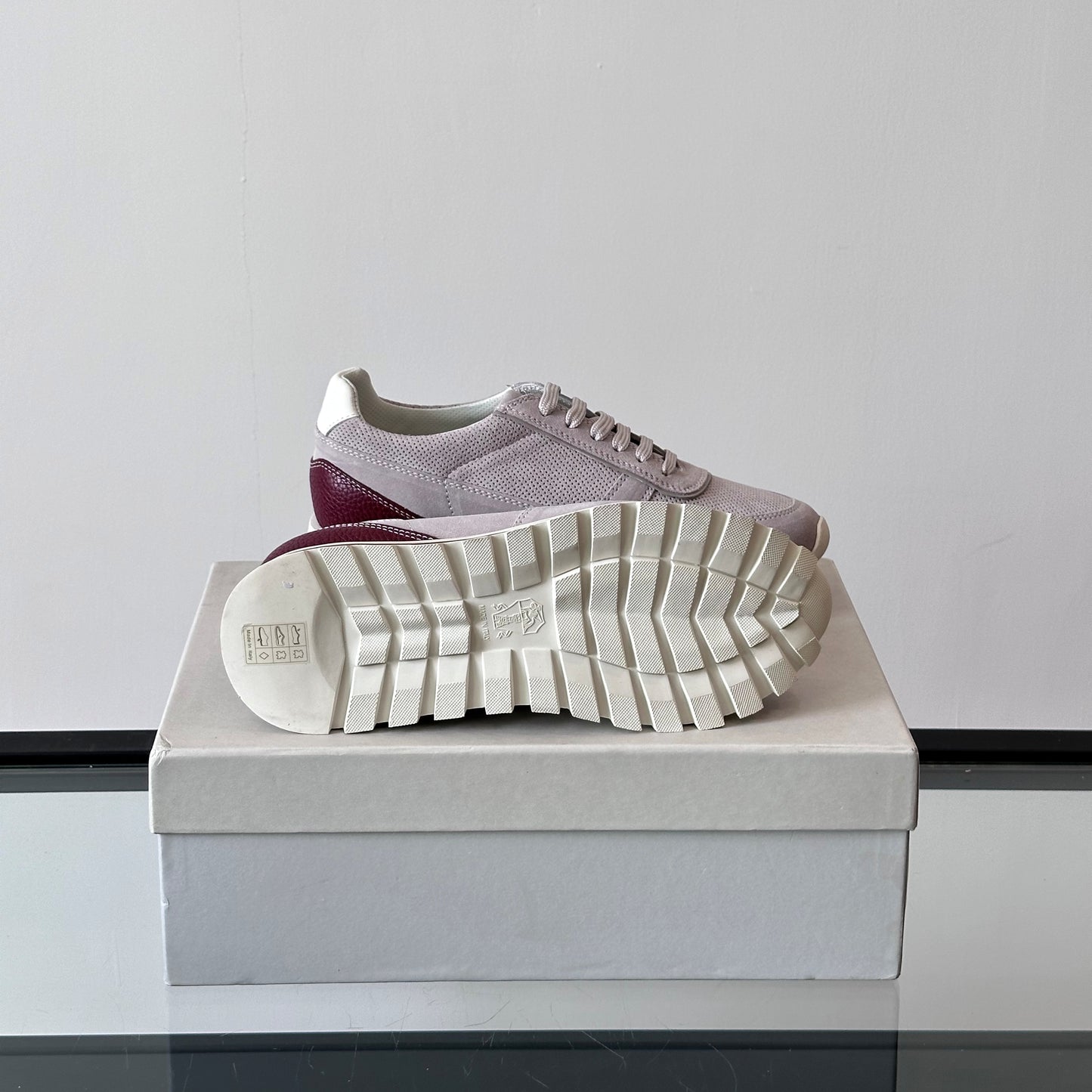 하이머서 스니커즈 (Highmers sneakers)