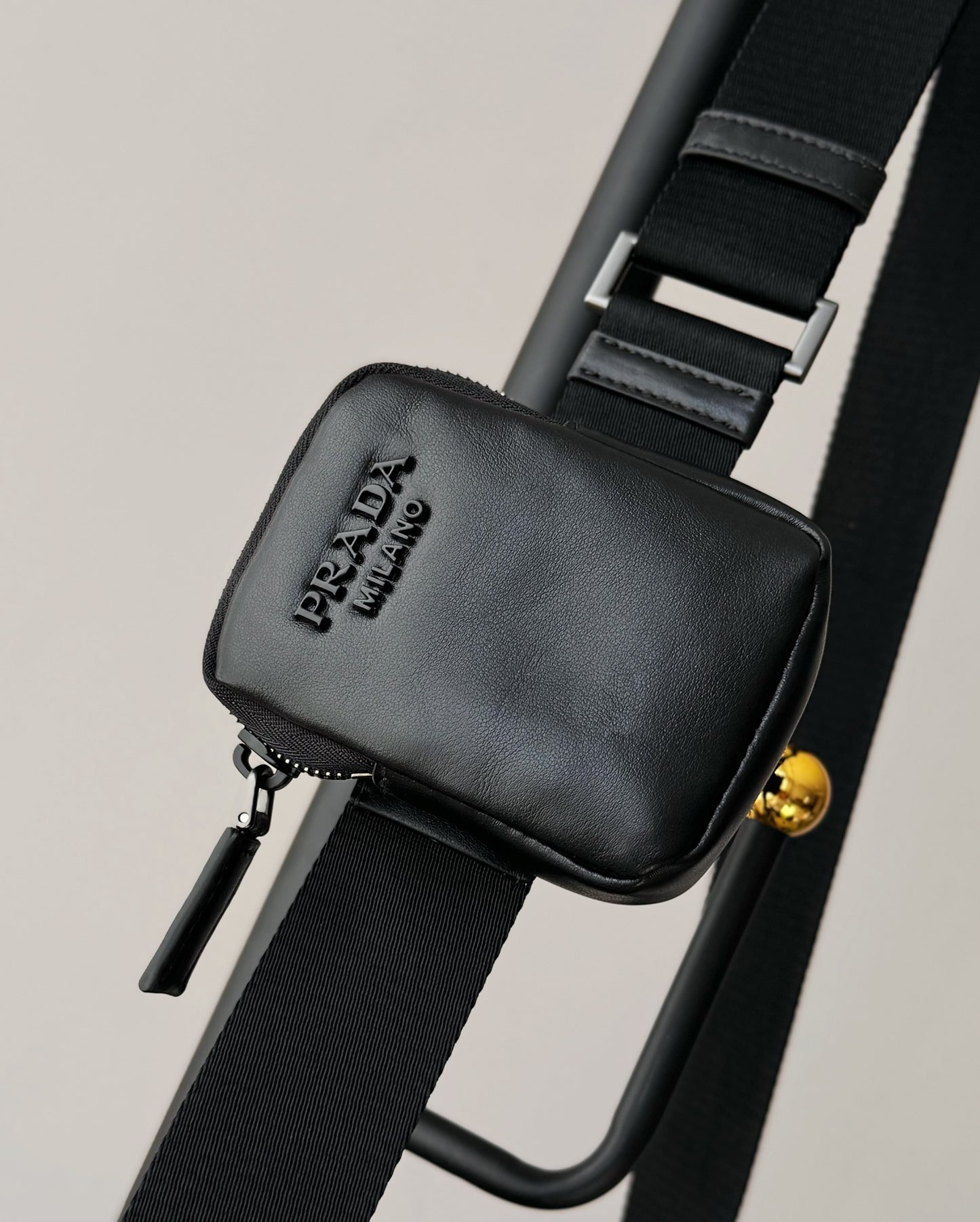 크로스바디백 (crossbody bag)