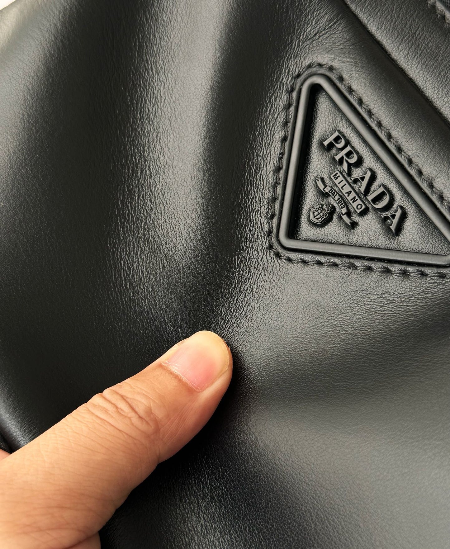 크로스바디백 (crossbody bag)