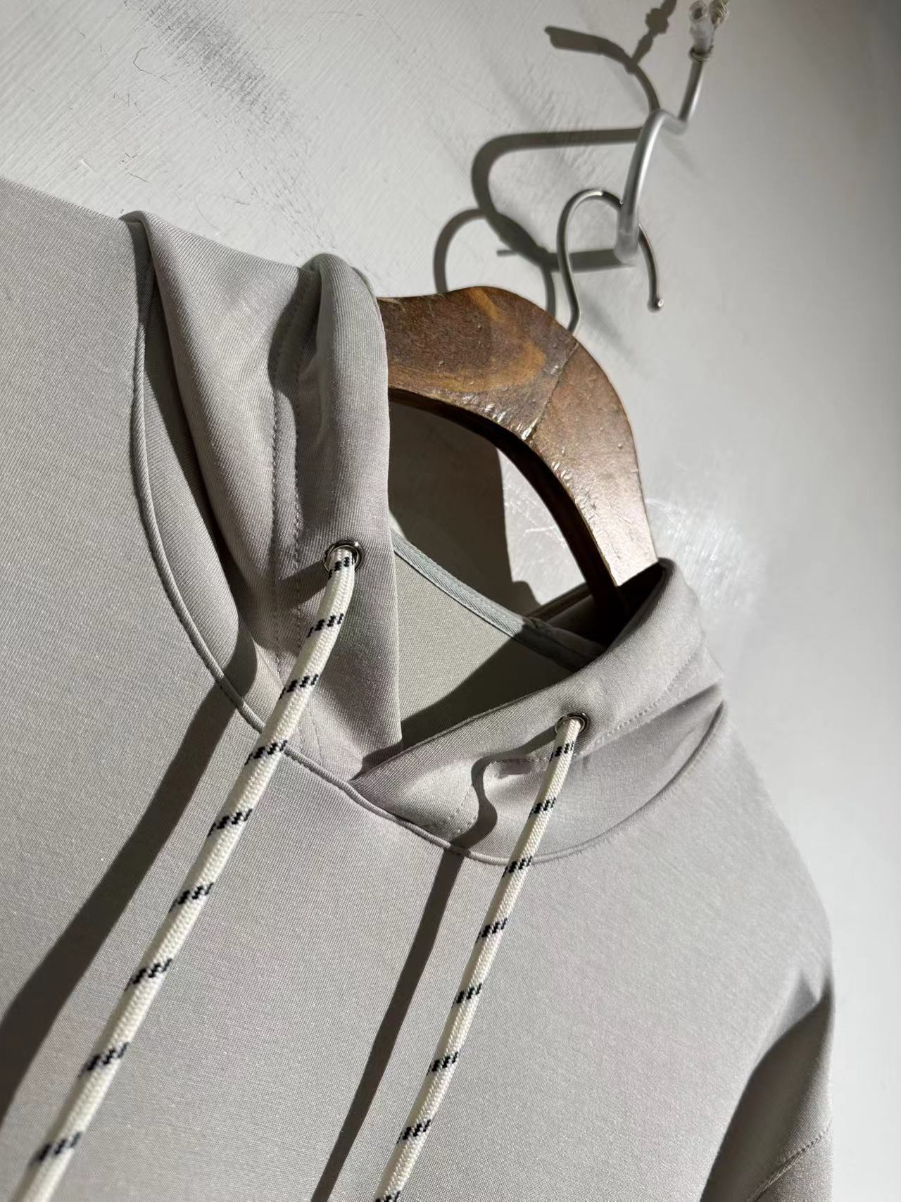 데일리 후드 반팔티셔츠 (Daily Hooded Short Sleeve T-shirt)