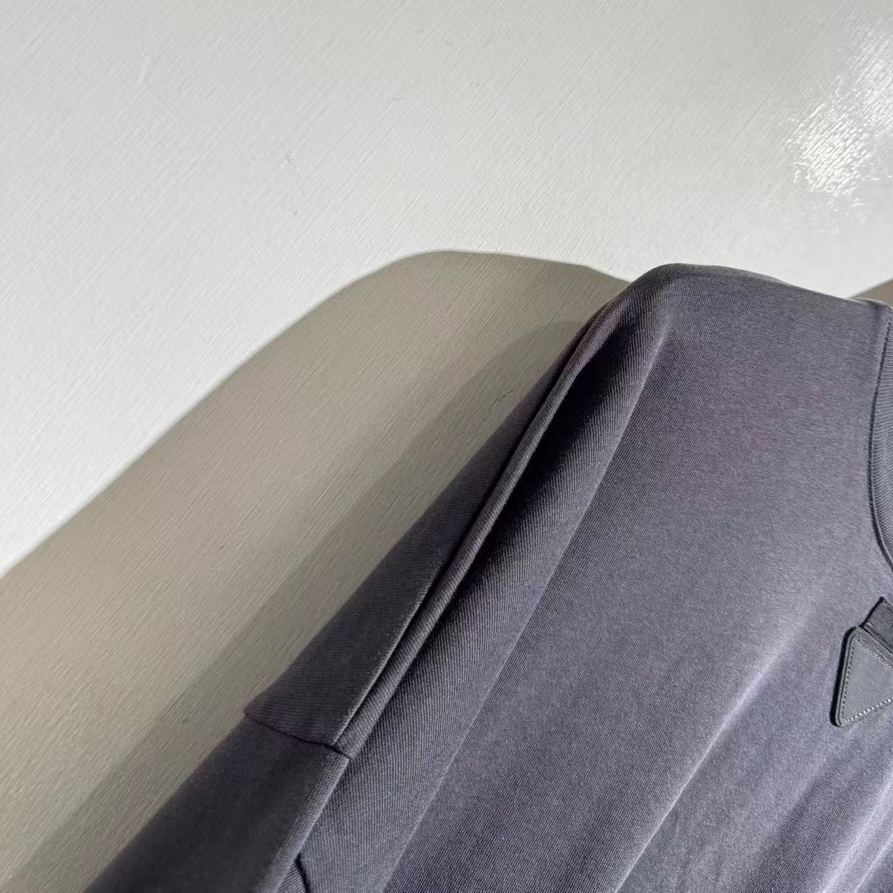 플레어 맨투맨 (Flare man-to-man)