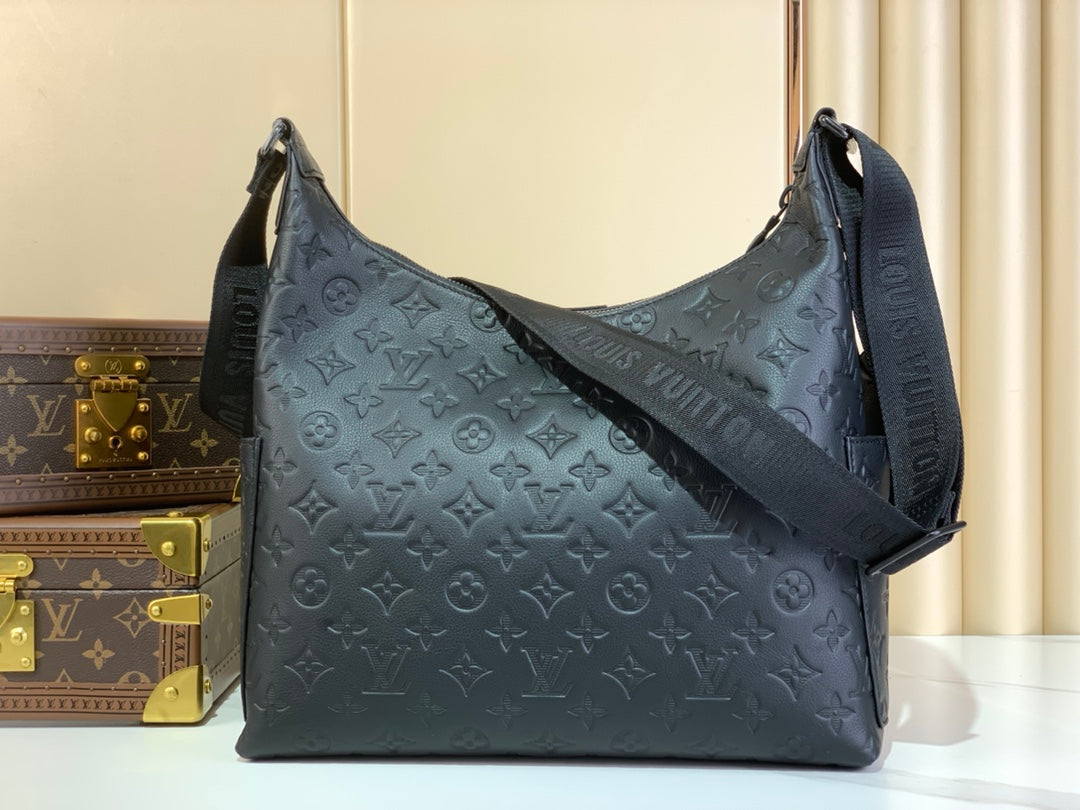 엠보싱 호보백 (Embossed hobo bag)