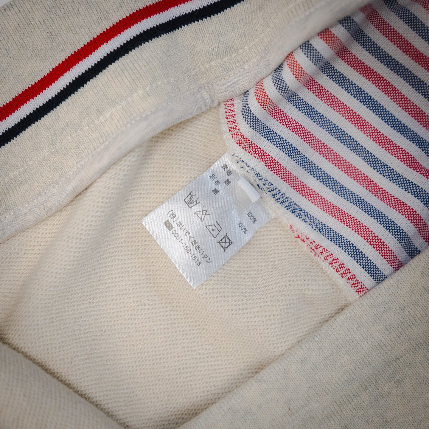 얀다이드 반바지 (Yandade shorts)