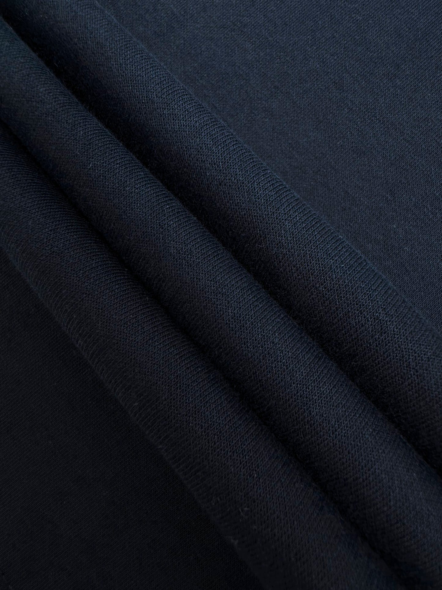 라벨 반팔티 (label shorts)