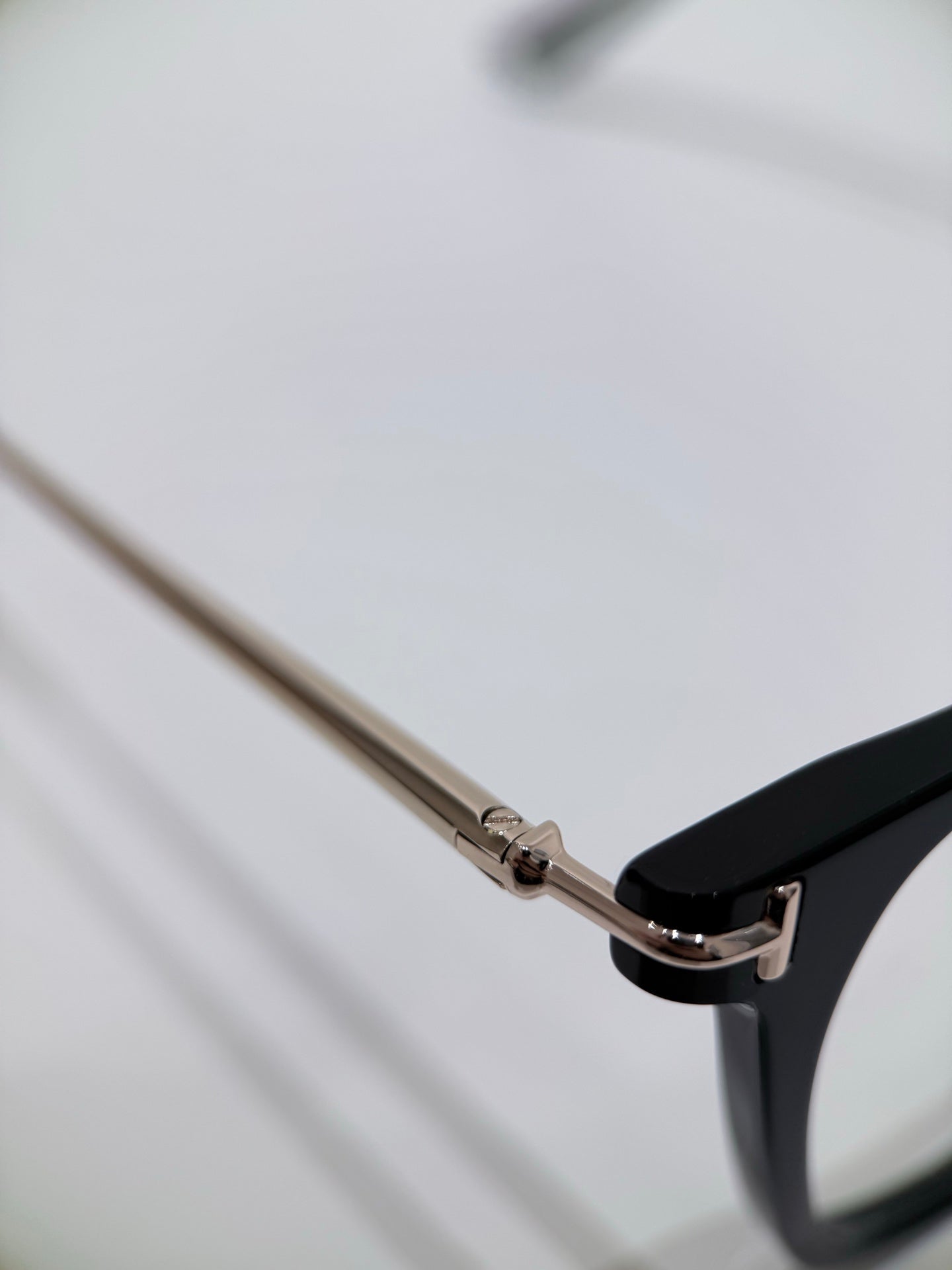 스틸 안경테 (steel glasses frames)