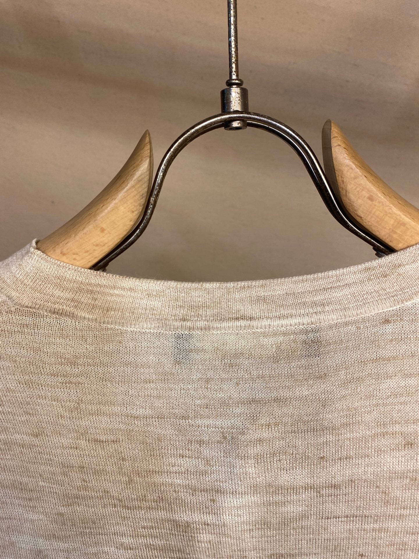 린넨 미니멀 티셔츠 (Linen Minimal T-Shirt)