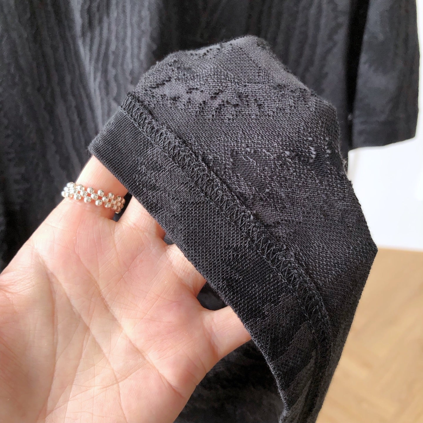 다크 자카드티셔츠 (Dark jacquard t-shirt)