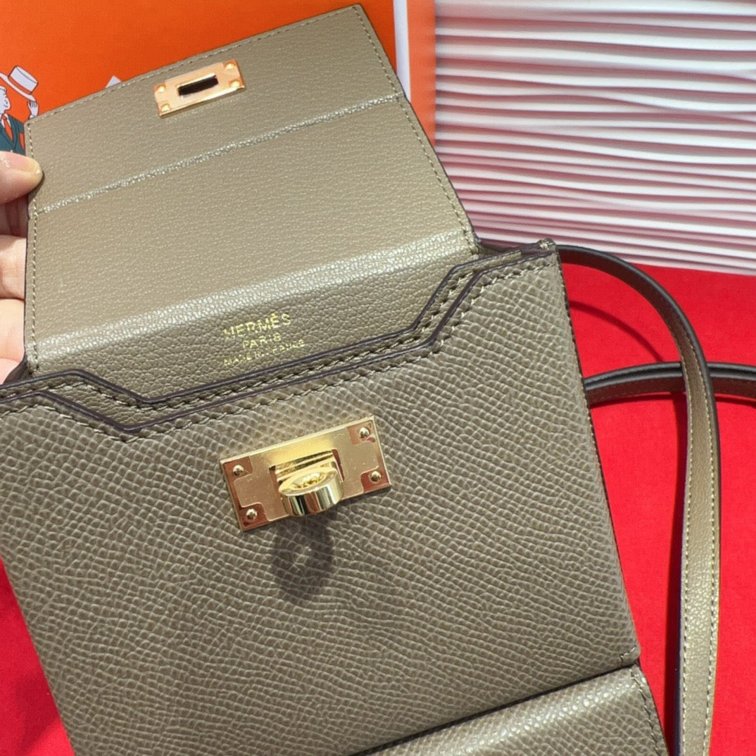켈리 클러치백 (Kelly Clutch Bag)