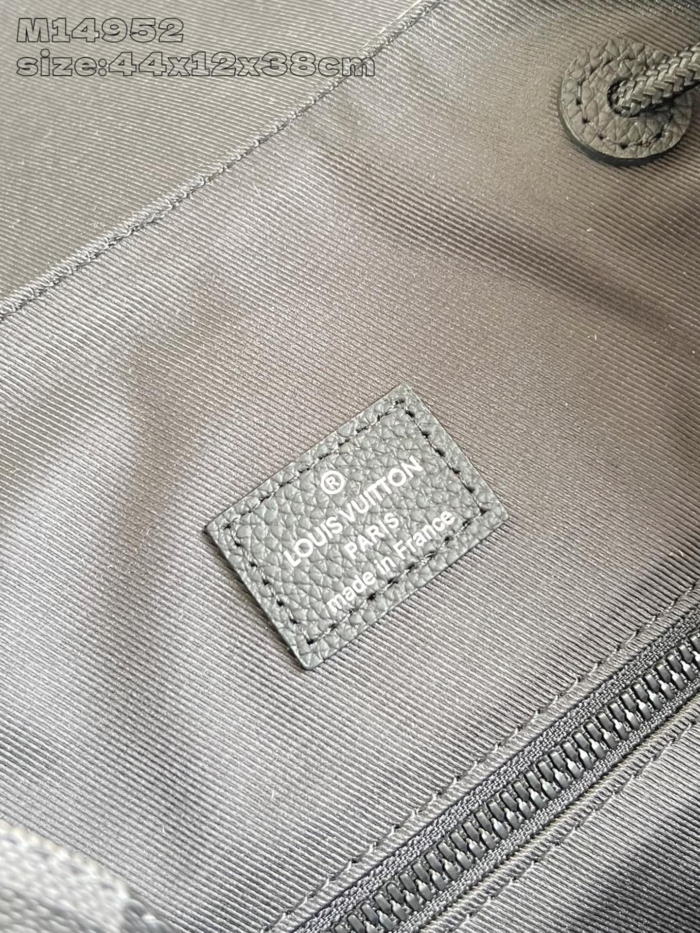 크리스토퍼 백팩 (Christopher Backpack)