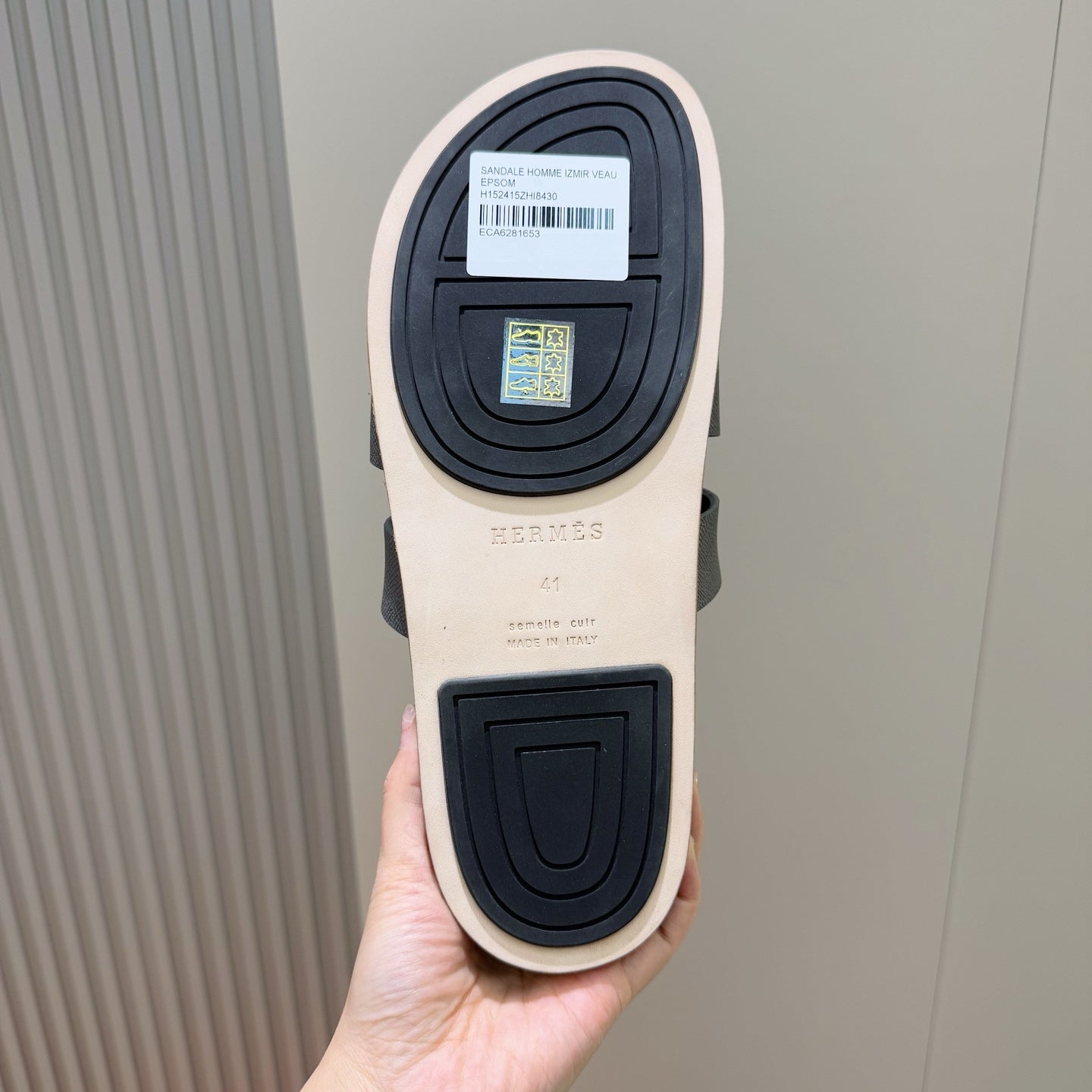 H버클 샌들 (H buckle sandals)