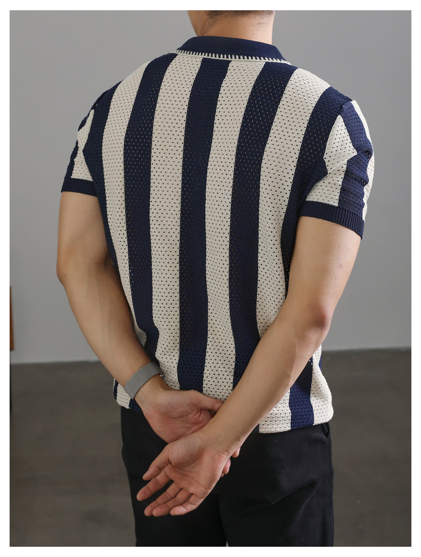 하프 지퍼 라펠 폴로 셔츠 (PICE 3.8)