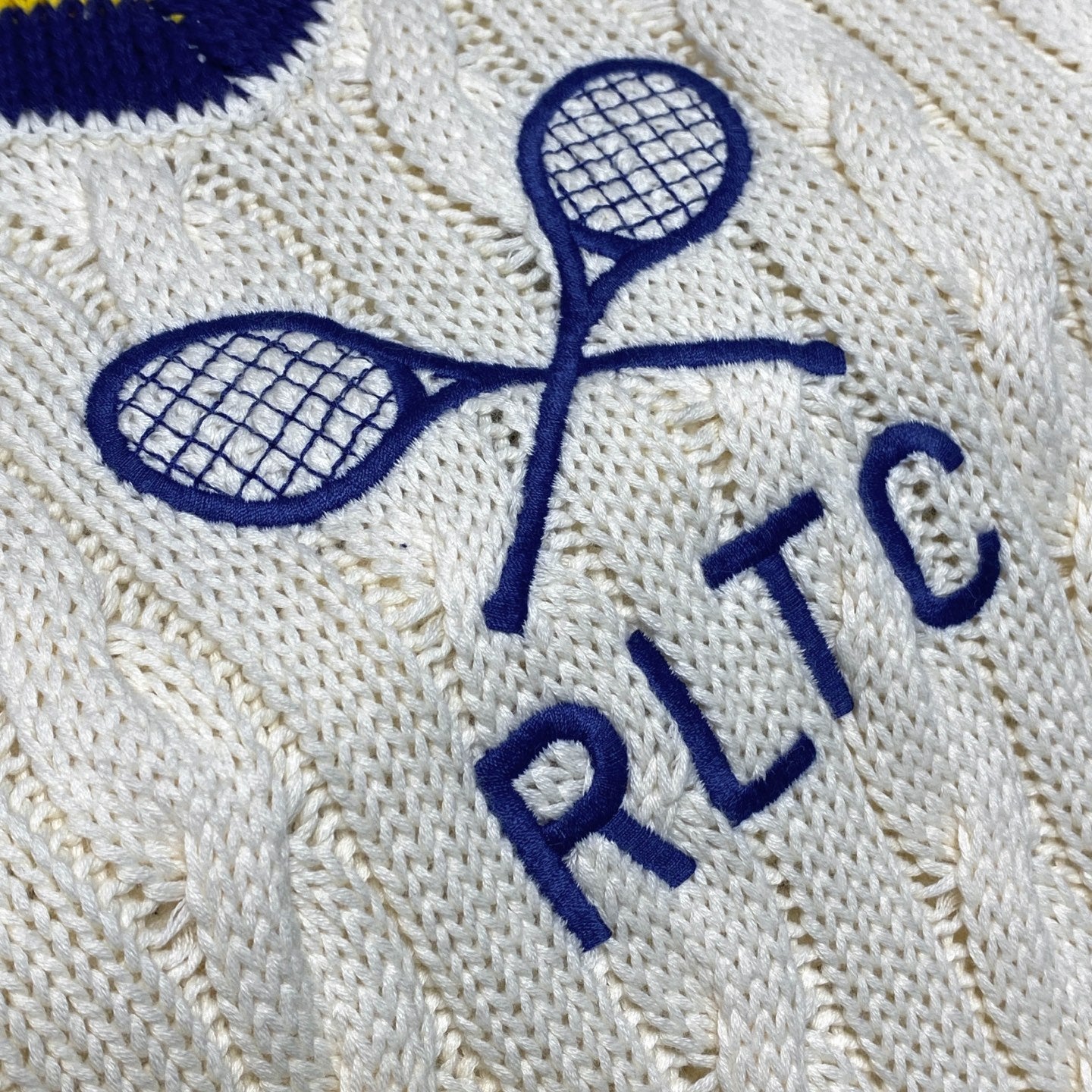 울 블렌드 스웨터 (컬러 블록 V넥)