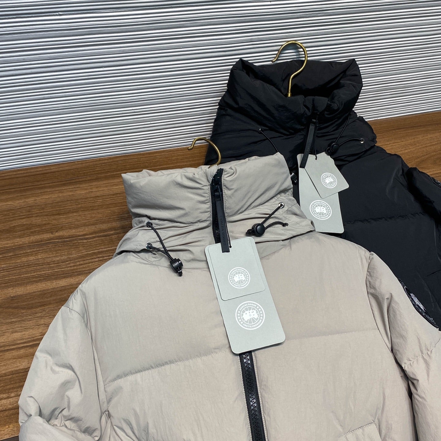 고밀도 패딩 (high-density padding)