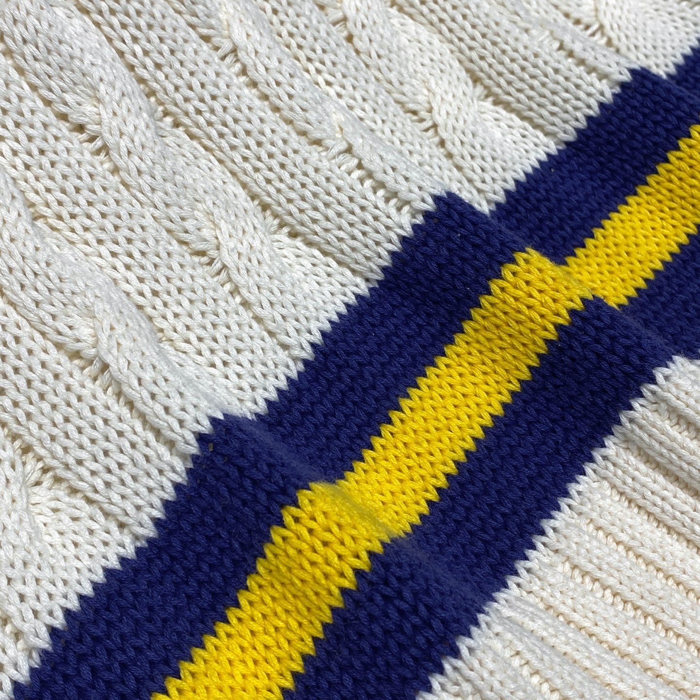 울 블렌드 스웨터 (컬러 블록 V넥)