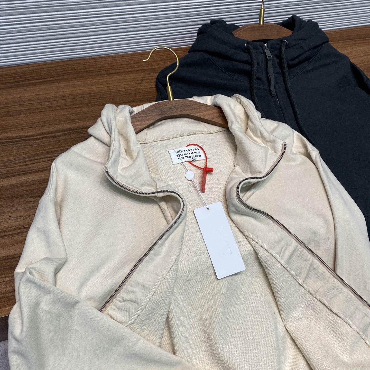 헤비웨이트 후드집업 (Heavyweight Hooded Zip-Up)