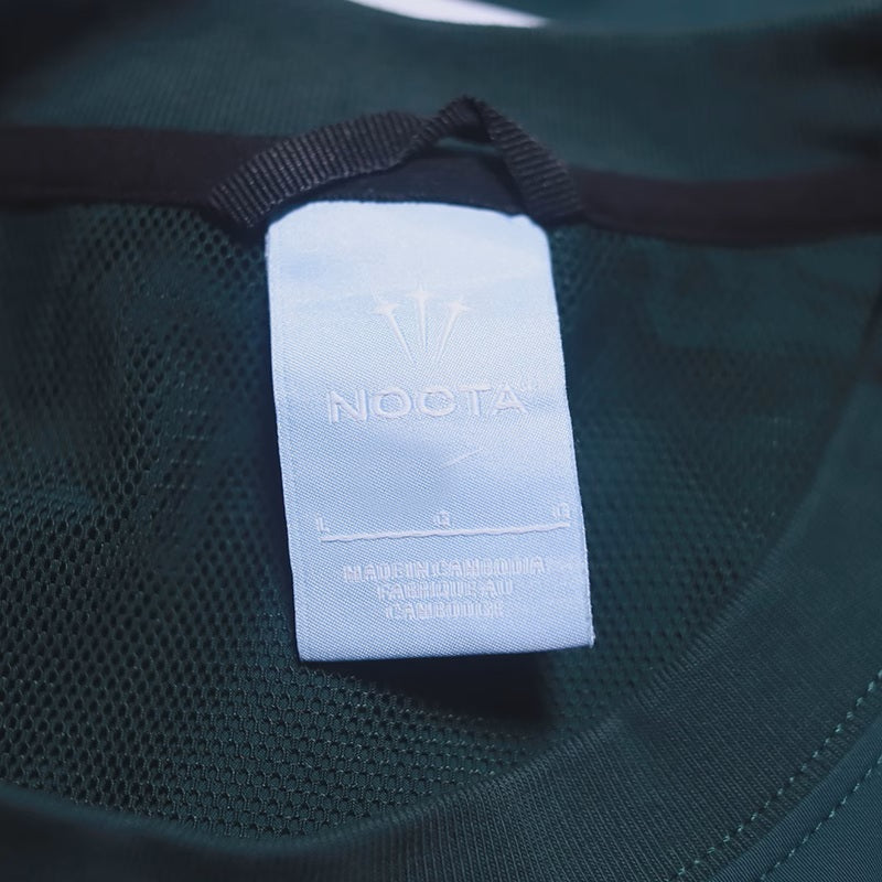 선스크림티셔츠 (Sunscreen T-shirt)