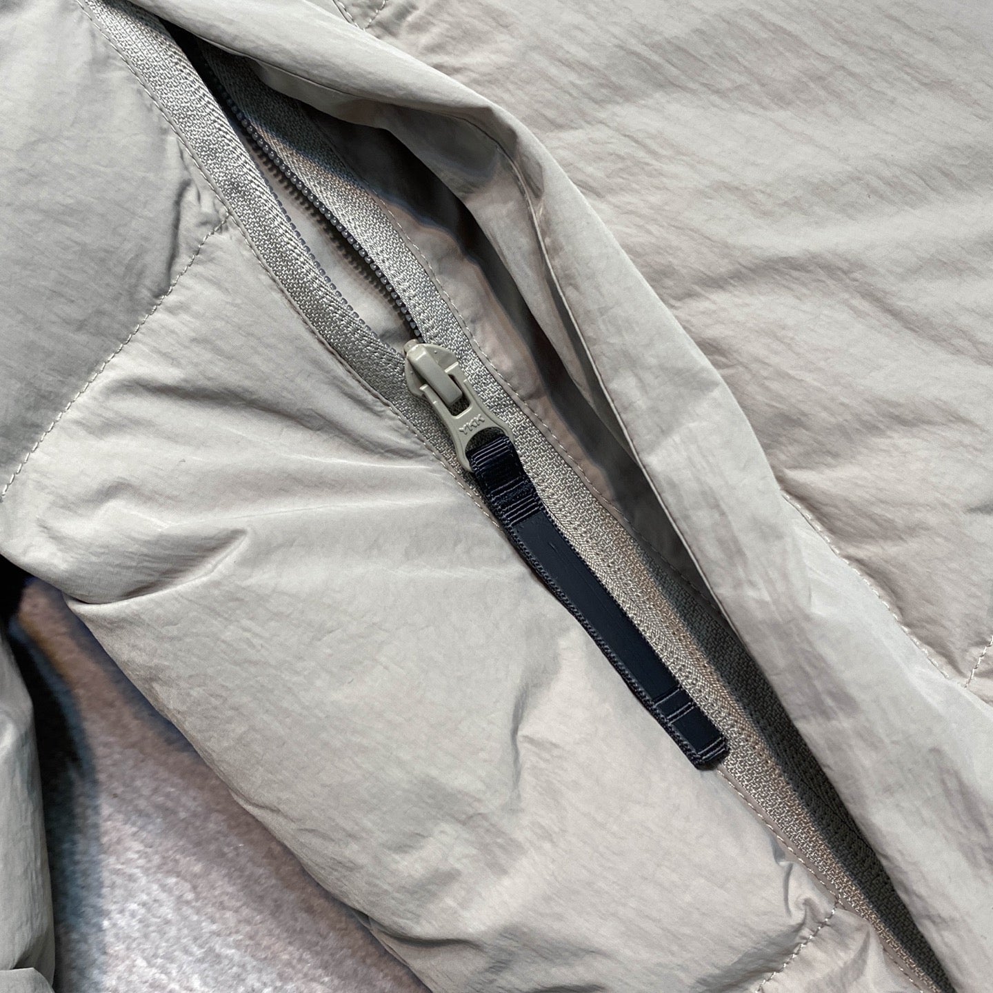 고밀도 패딩 (high-density padding)