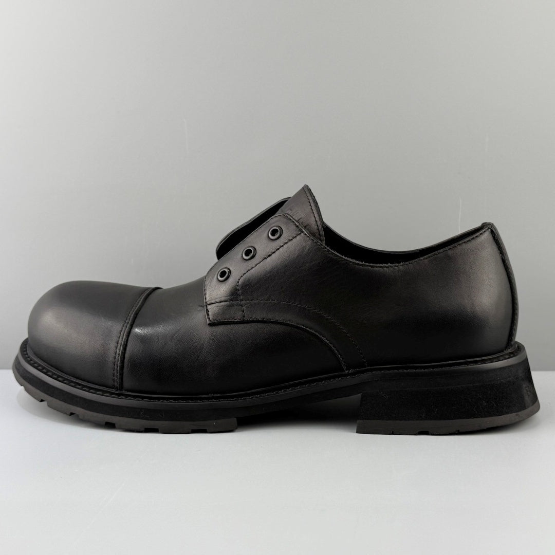 레이스업 더비 슈즈 (Lace-up derby shoes)