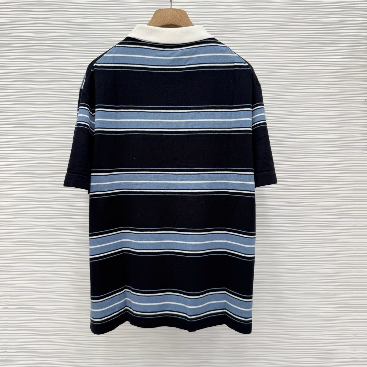블렌디드 티셔츠 (Blended T-shirt)