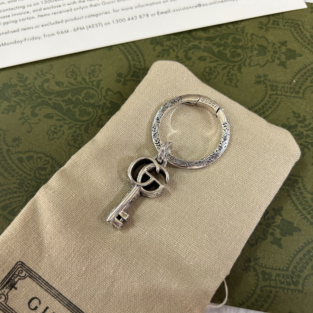 실버 키링 (silver key ring)
