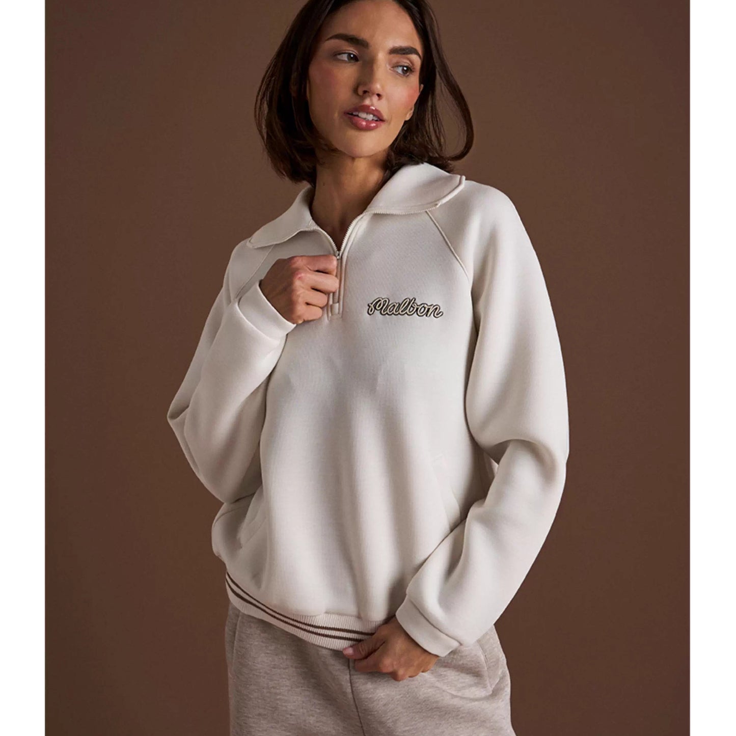 반집업셋업 (Semi-zip-up setup)