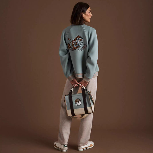 루즈야구점퍼 (Loose baseball jumper)