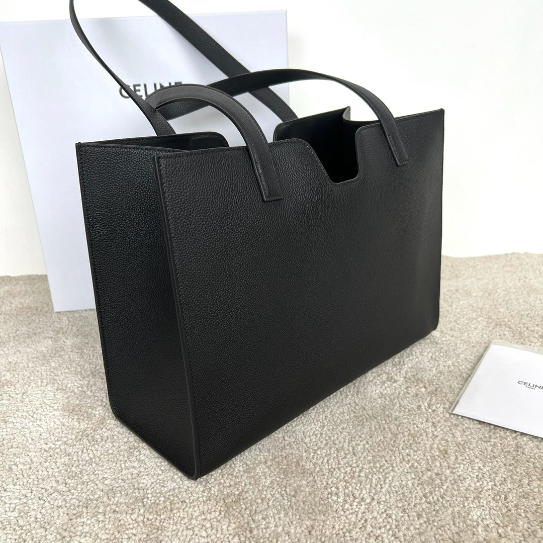 트위스트 토트백 (Twist Tote Bag)