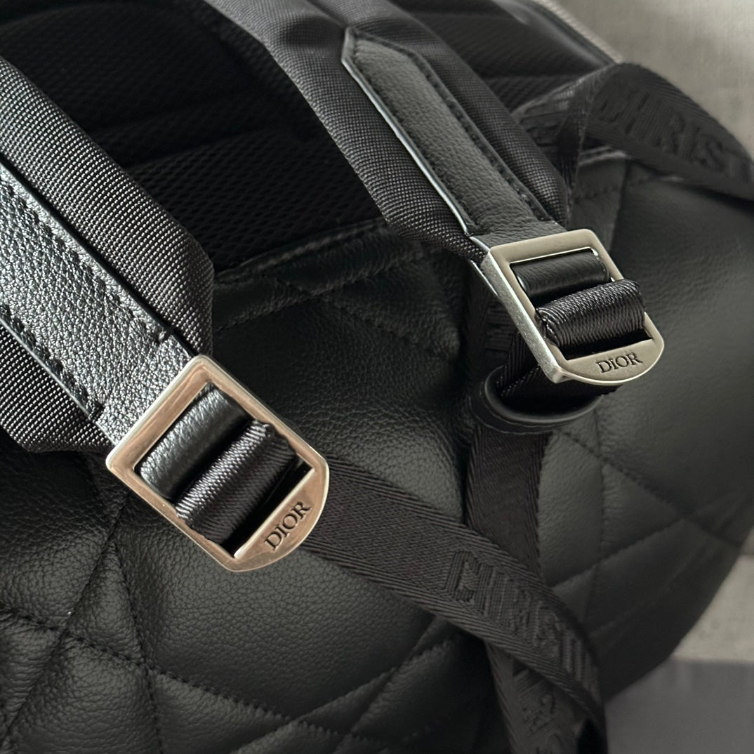 구뛰르 백팩 (Couture backpack)