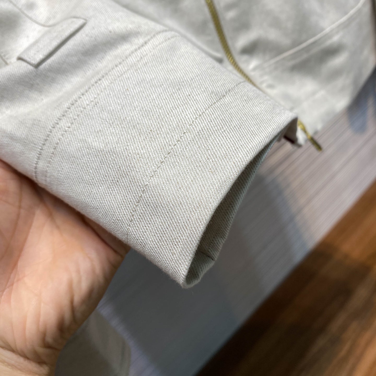 라벨 자켓 (label jacket)