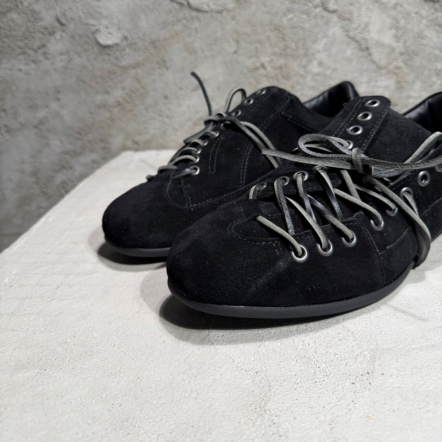 애슬레틱 스니커즈 (Athletic sneakers)