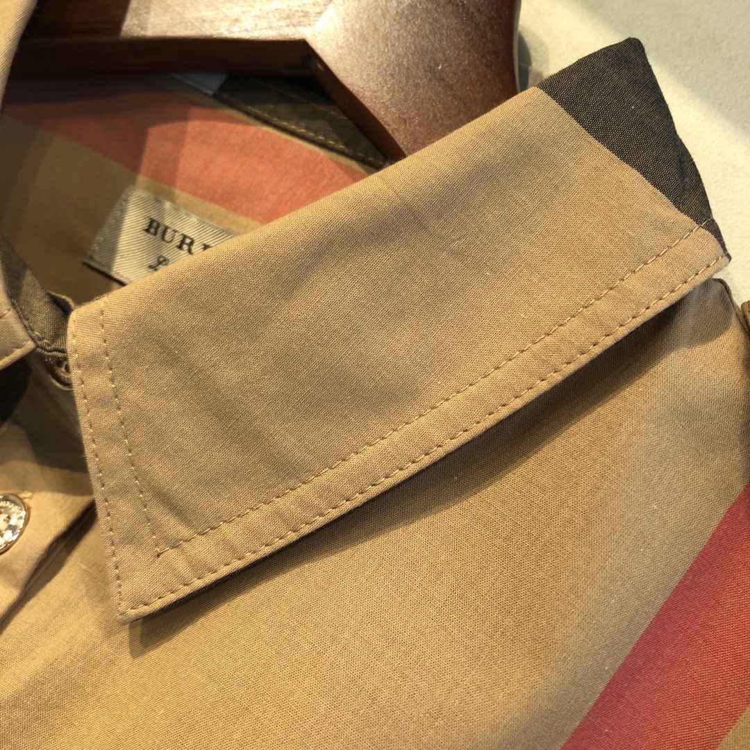 버치 트렌치코트 (Birch trench coat)