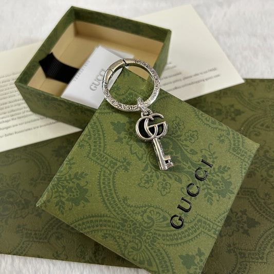 실버 키링 (silver key ring)