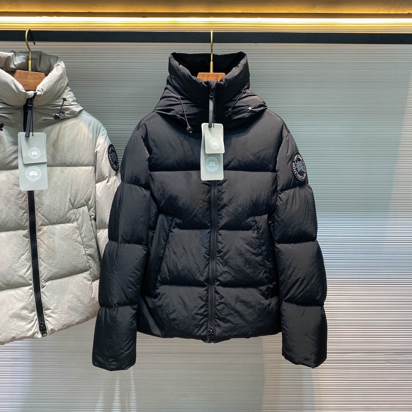 고밀도 패딩 (high-density padding)